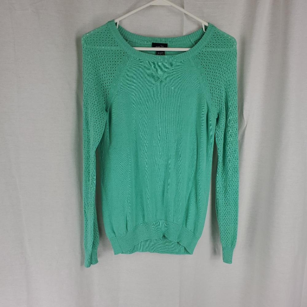 size small womens rule 21